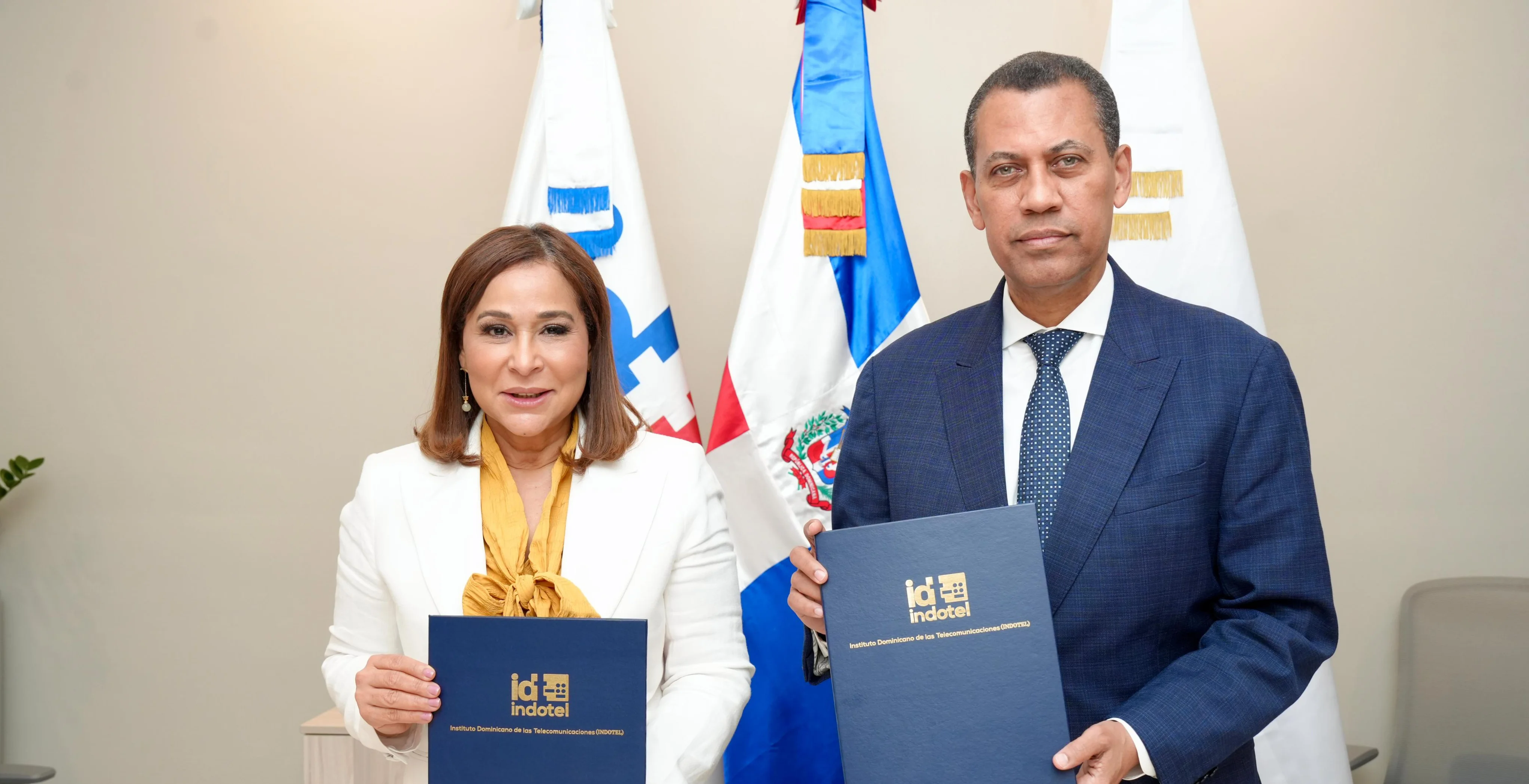 Indotel y Supérate firman acuerdo para fortalecer la inclusión digital ...