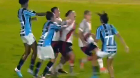 6769adf759bf5b7940131820