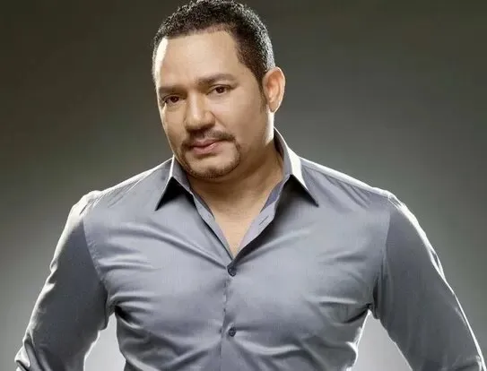 FRANK REYES