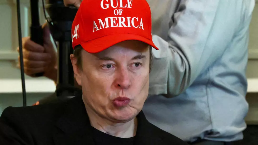 2025-04-30T213611Z_1075384381_RC2G8EAIROSW_RTRMADP_3_USA-TRUMP-FARM