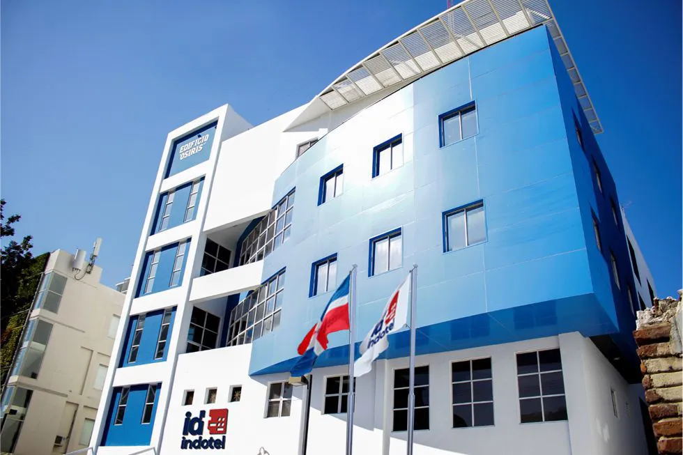 Fachada del Instituto Dominicano de las Telecomunicaciones (Indotel).