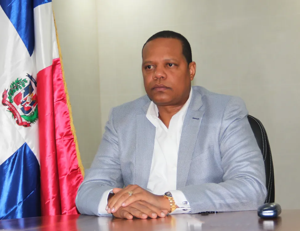 (Foto) El director ejecutivo de Pro Consumidor, Eddy Alcántara