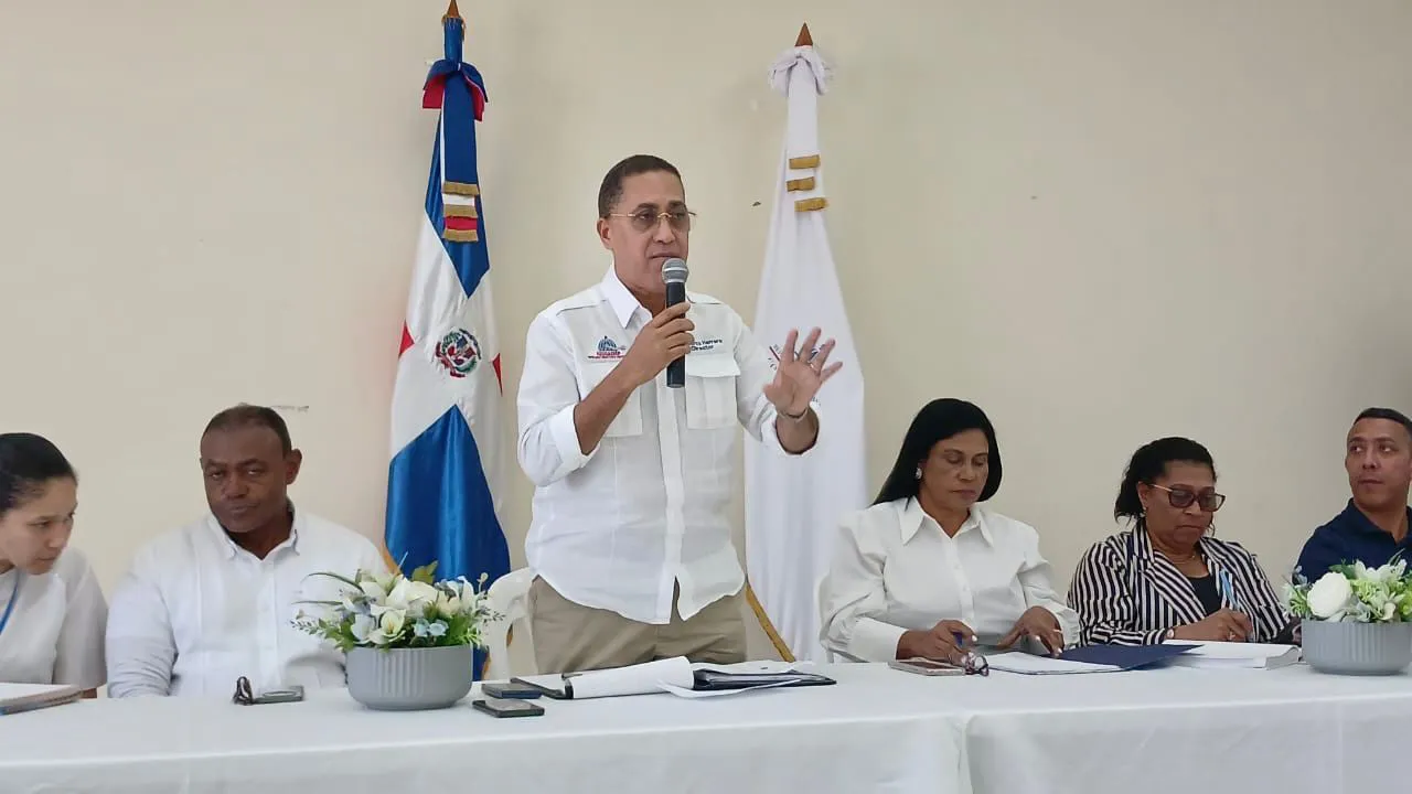 Roberto Herrera,director de Infraestructura Escolar