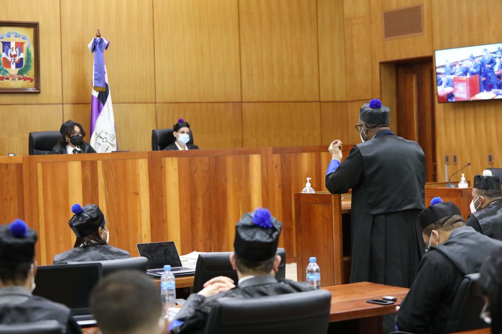 El magistrado Wilson Camacho se dirige a las juezas que conocen el expediente