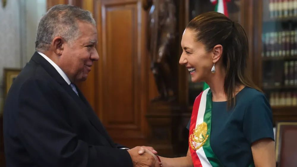 Fotografía I - El embajador Juan Bolívar Díaz presenta Cartas Credenciales ante la presidenta Sheinbaum