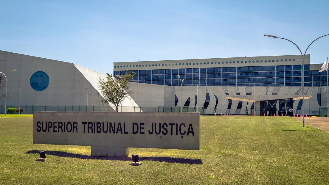 698b6f9059bf5b07eb04cf73