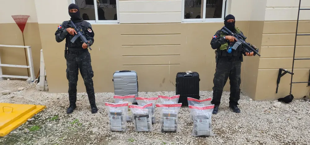 e833f968-ec00-4b05-b558-377ad3edfe4c