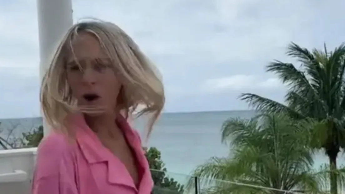 69016c1c59bf5b7bb03af2f4