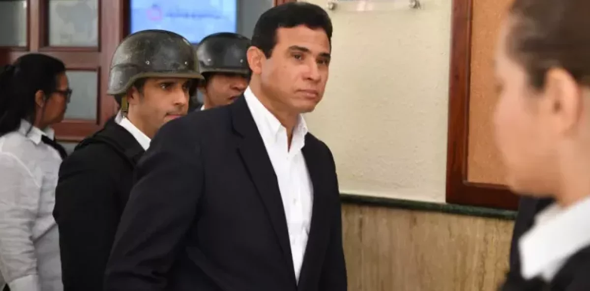 69a0be24e1fb0.r_d.523-321-15625