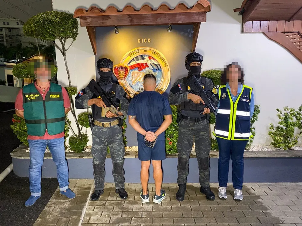 Capturan español
