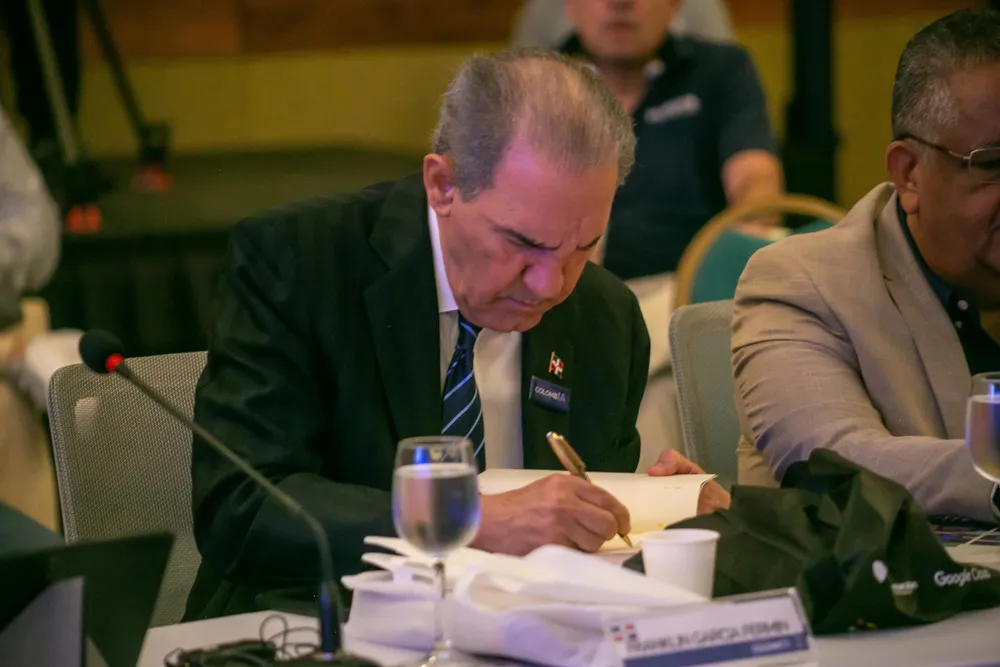 53912641280_89015411d7_o