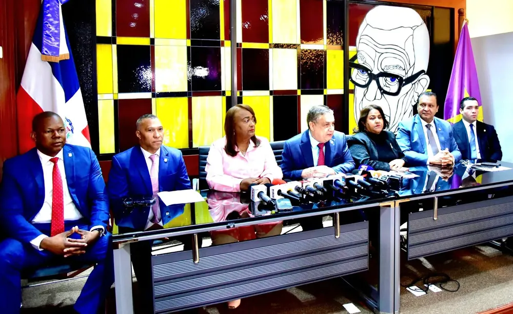 6b78d345-0f4a-49ff-8266-536ab3a36fa0