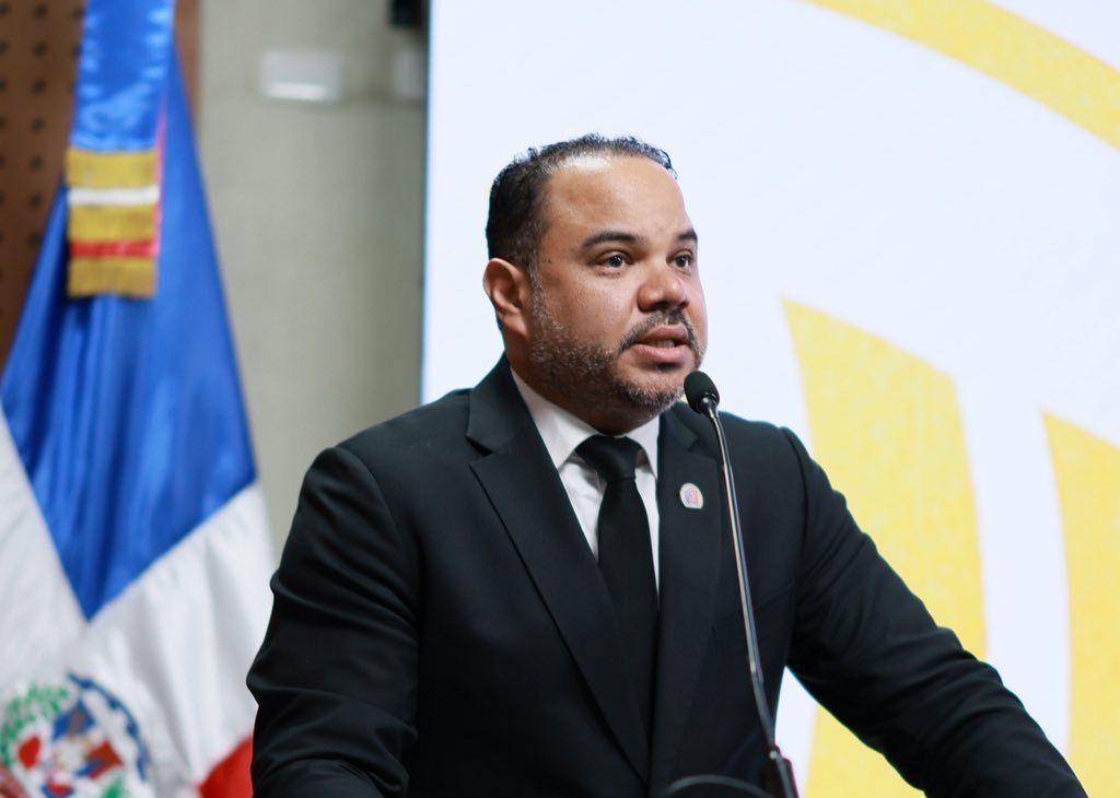 Pablo-Ulloa-Foto-Defensor-del-Pueblo