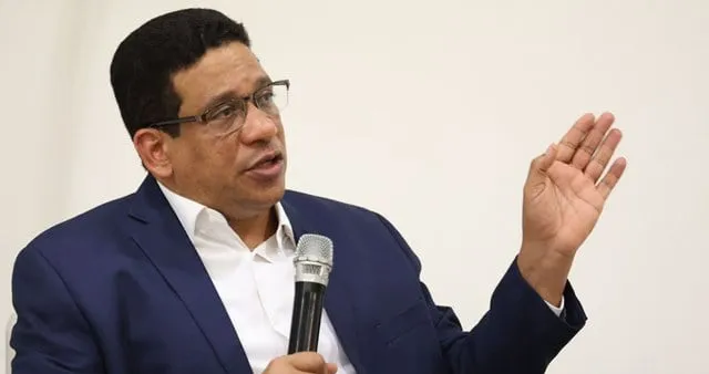Carlos Pimentel