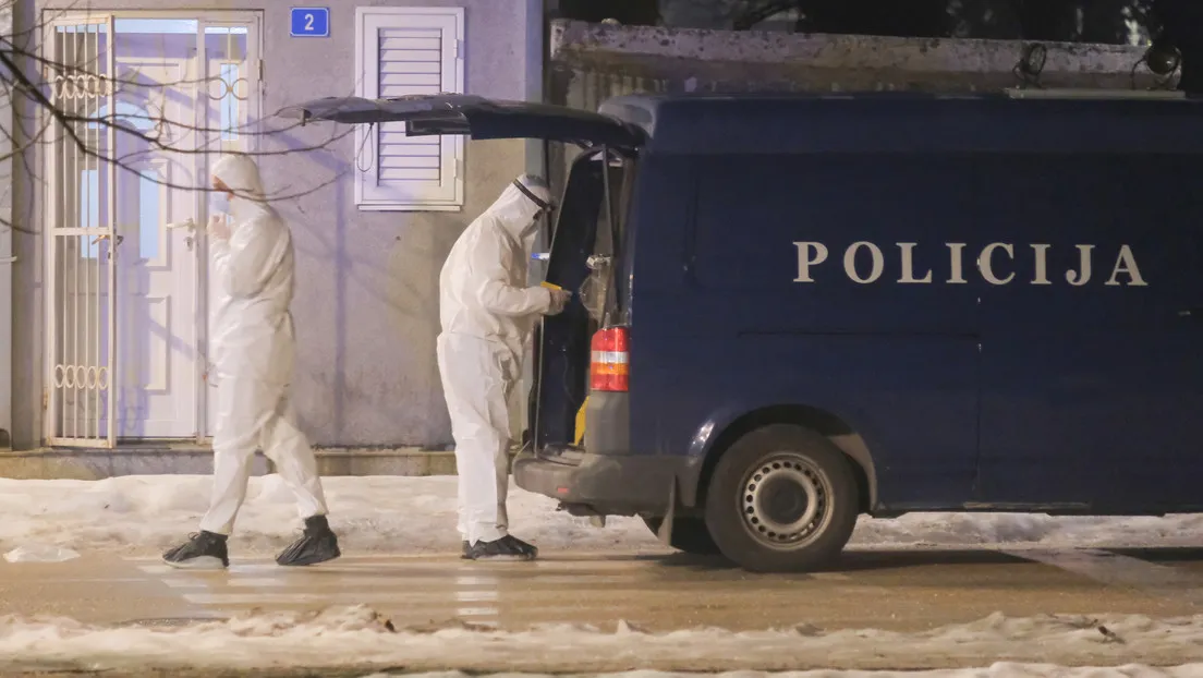 6775d500e9ff714b6c33f88b