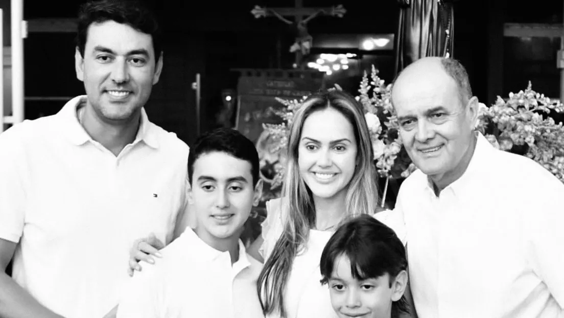 698e0d1259bf5b362418130b