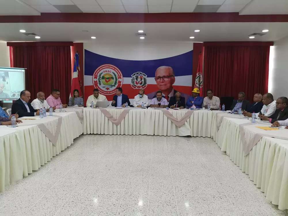 (foto) Reunión del Directorio Presidencial del PRSC