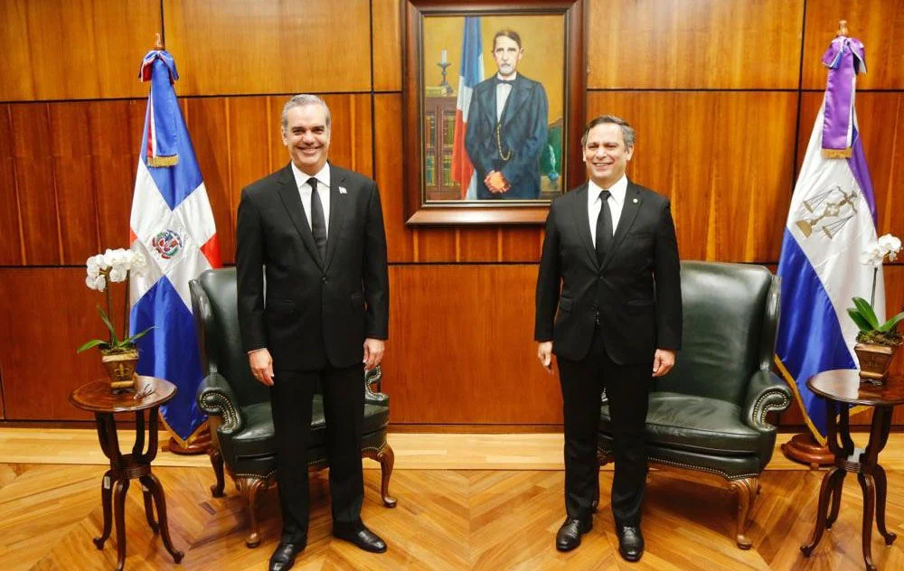 luis_abinader_henry_molina