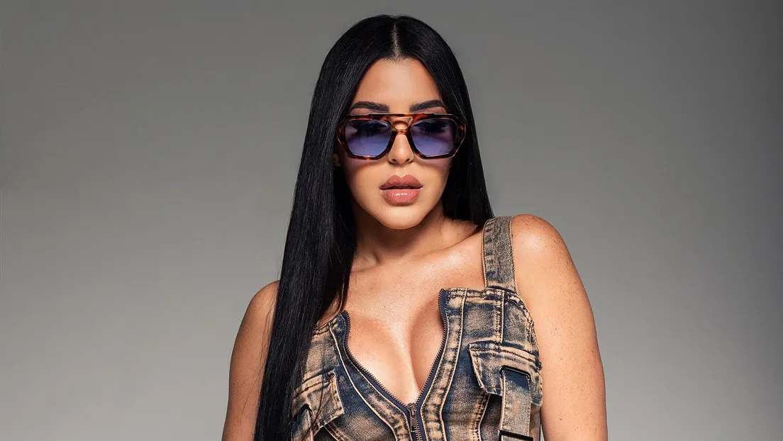 69306138e9ff7150b13ead53