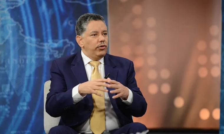 jose-ricardo-taveras-medium