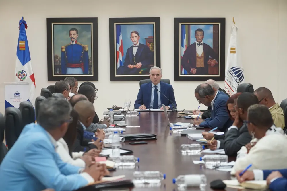 WhatsApp Image 2025-11-18 at 5.52.48 PM (1)