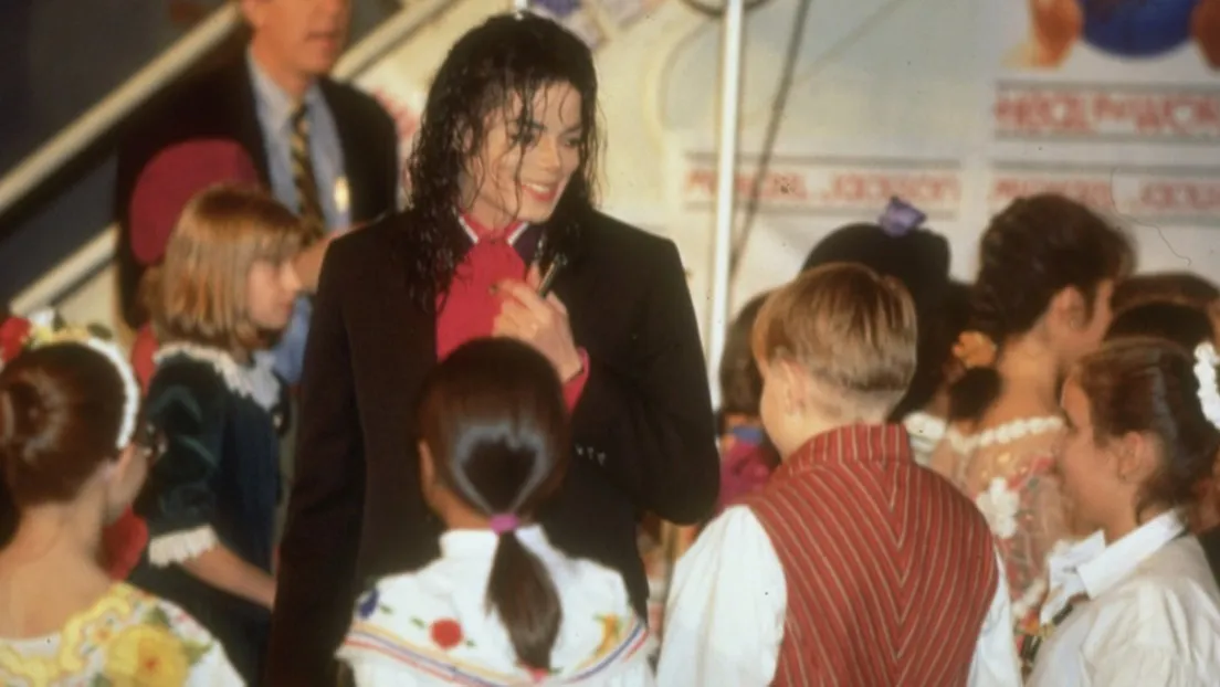 697fbd7459bf5b4dc8666120