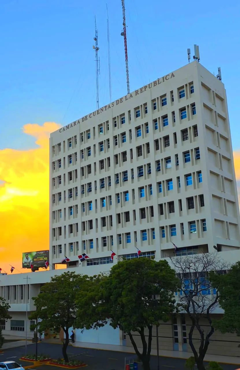 WhatsApp Image 2025-11-07 at 3.44.47 PM (1)