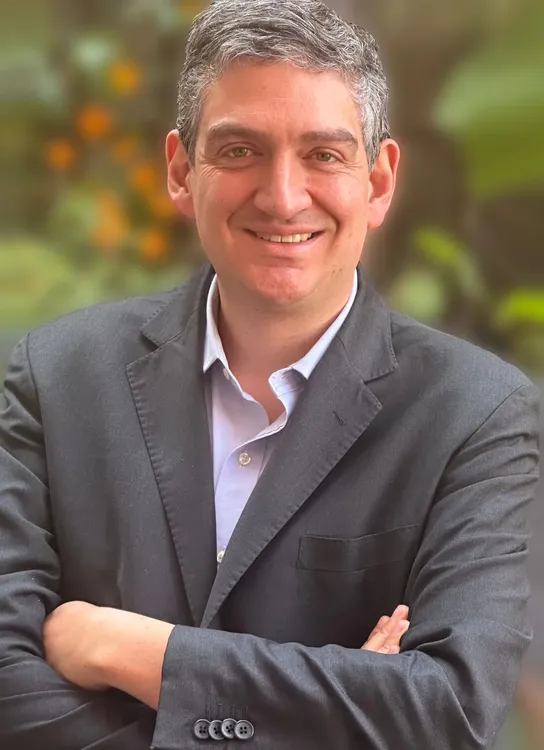 Daniel Echavarriìa, experto en innovacioìn