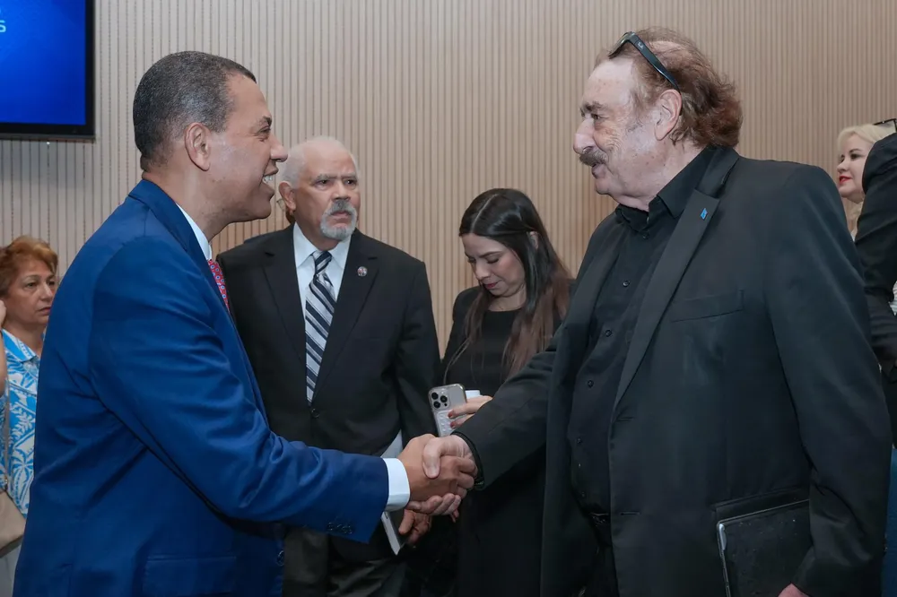 WhatsApp Image 2025-11-04 at 4.42.56 PM (1)