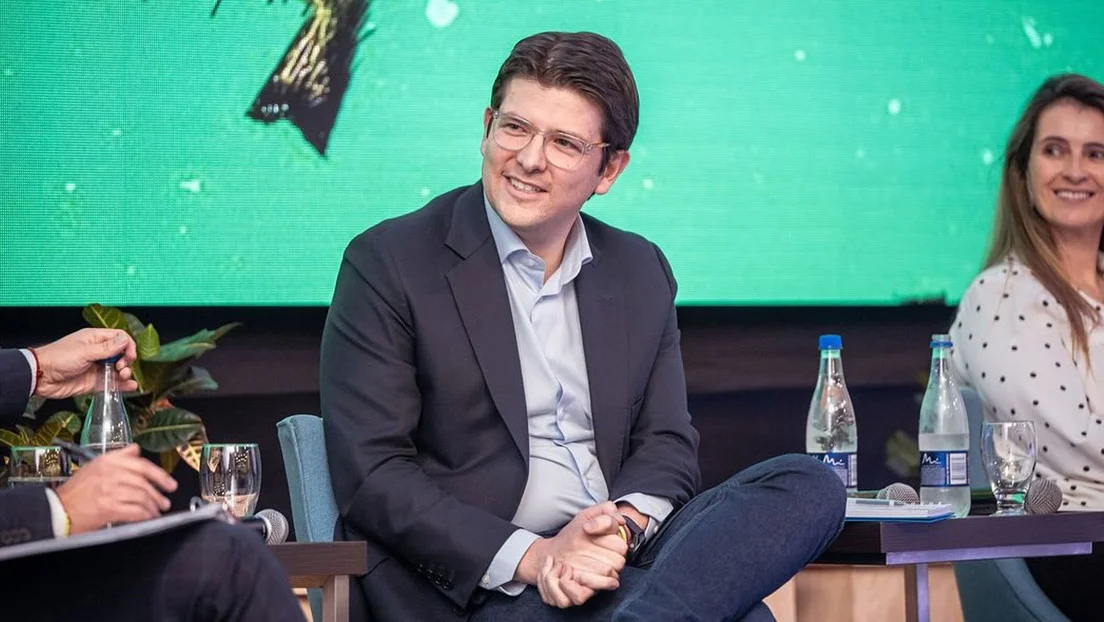 69ab491859bf5b35156d9676